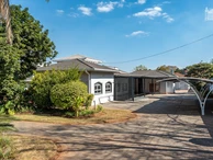 10 Bedroom House