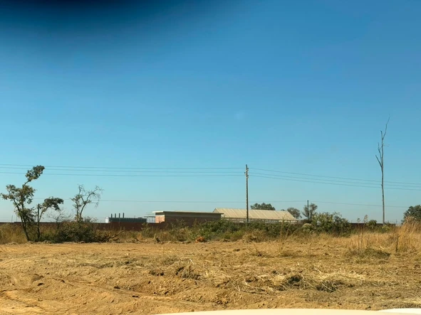 Commercial & Industrial Land
