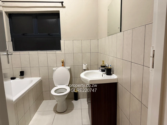 Newlands Fully Furnished To Let