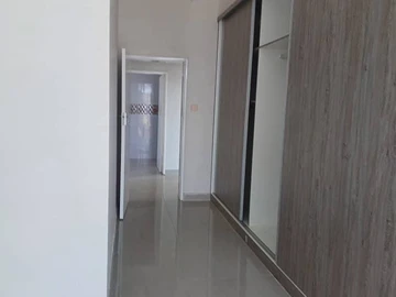 3 Bedroom Flat & Apartment