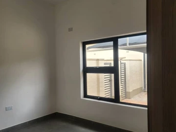 3 Bedroom Garden Flat