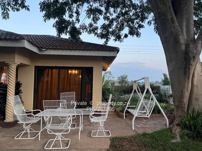 Fully Furnished 3 Bedroomed Cottage