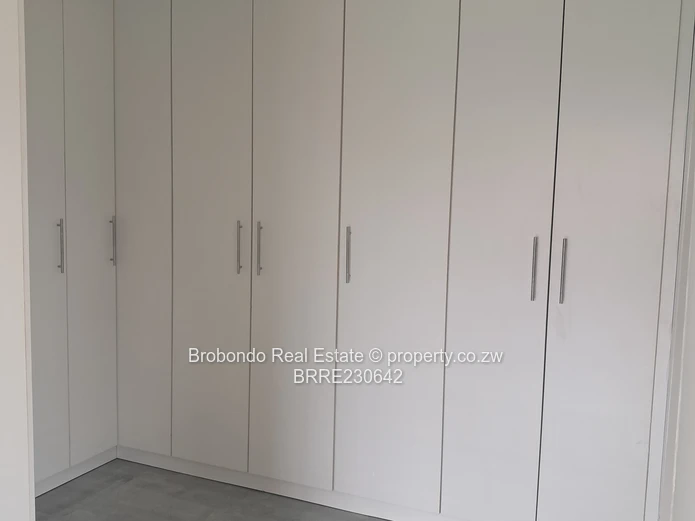 5 bed house for sale in Mt Pleasant Heights recently built. 