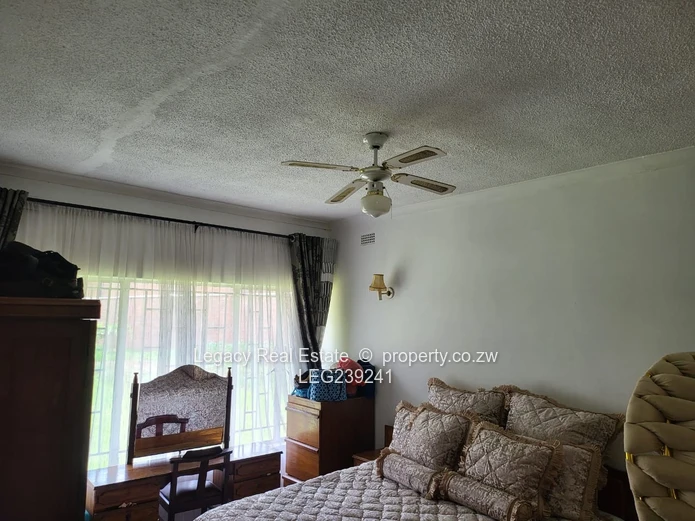 Strategic Commercial Property – Ideal for Corporate HQ or Logistics