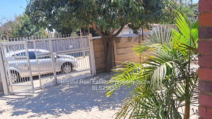4bedroom house for rent