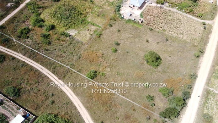 1500 m² Corner Stand with Main Road Frontage — Gutu