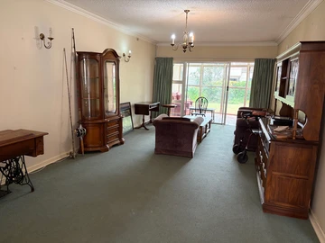 2 Bedroom Garden Flat