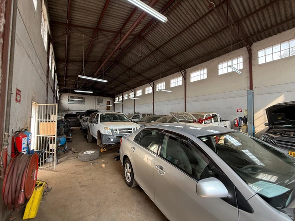Warehouse & Factory