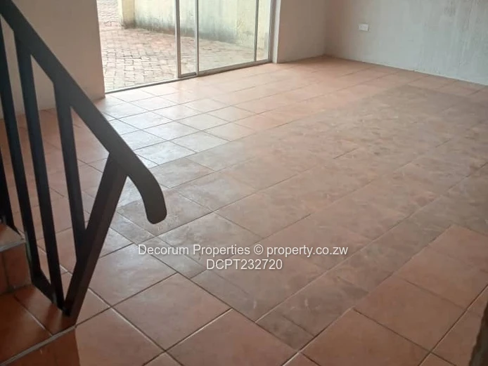 2-Bed Strathaven Flat To Let