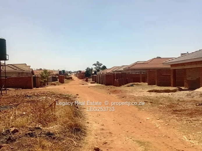 Cold Comfort: 5-Bed Shell Home on 383m² with Tank (Sole Mandate)
