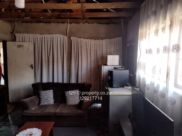 Mainway Meadows incomplete house for sale