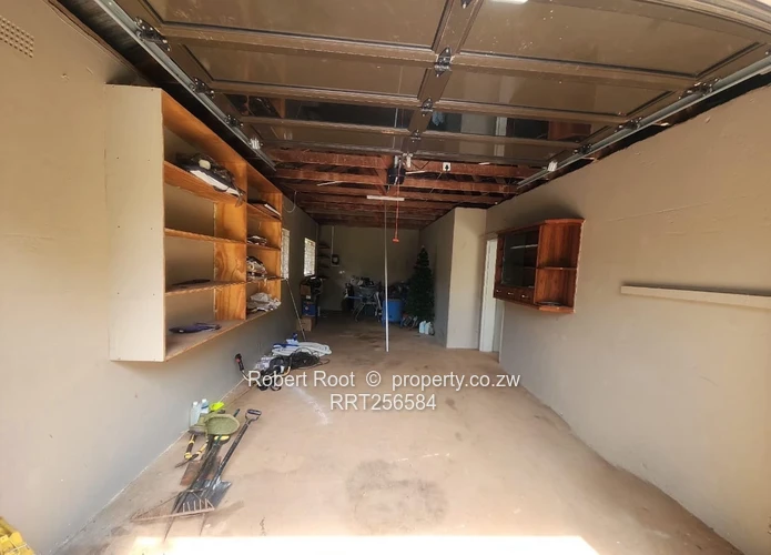 Mandara | Fully Furnished 4-Bedroom Home With A Pool To Let