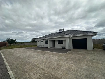 4 Unit Townhouse Complex