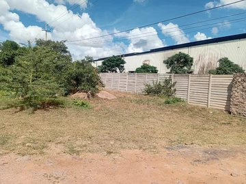 Commercial & Industrial Land