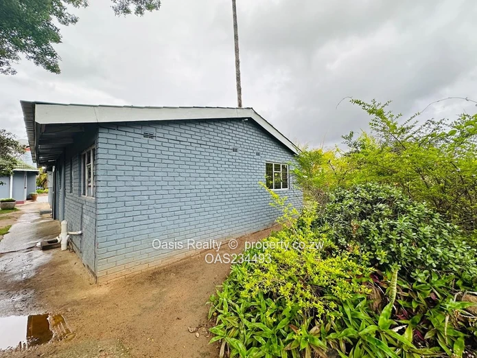 Neat Accommodation To Let (Sole Mandate)