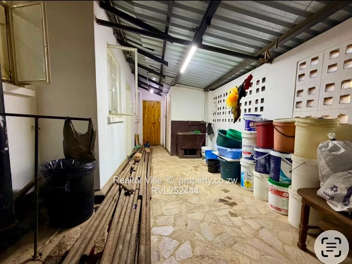 Kariba Heights House For Sale 