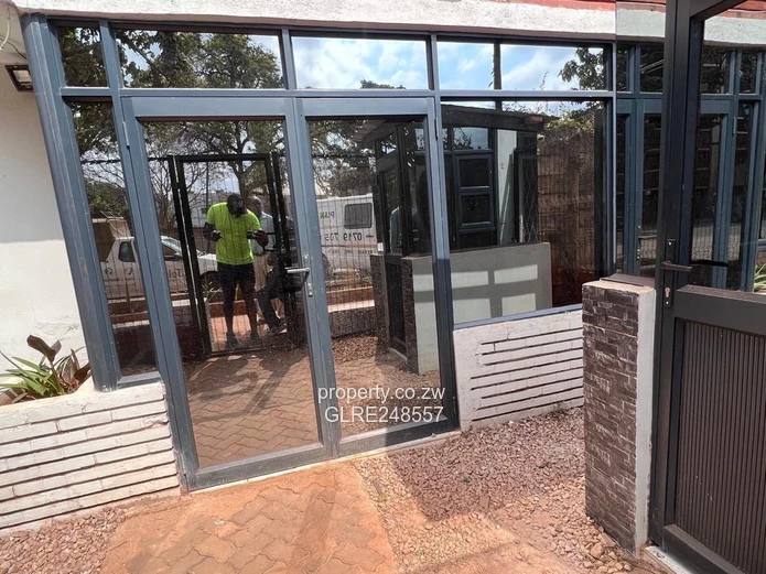 Avenues Retail Shop — Secure Gate, Tiled Showroom & Parking