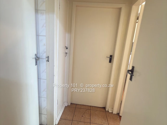 Avenues 2-Bedroom Flat for Rent – Secure & Central Location”