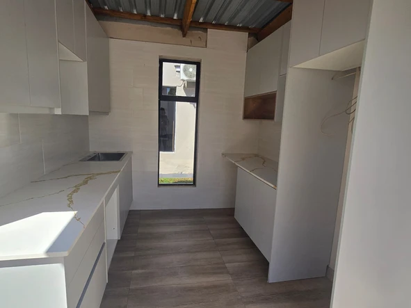 3 Unit Townhouse Complex