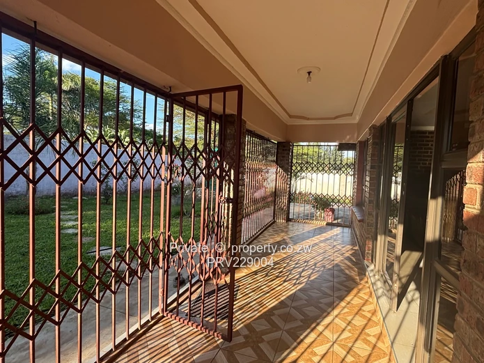 Chinhoyi Property For Rent!!!