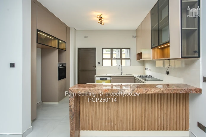 Modern Luxury Townhouse – Golden Stairs, Mount Pleasant (Sole Mandate)