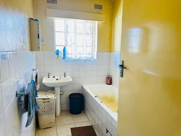 3 Bedroom Garden Flat
