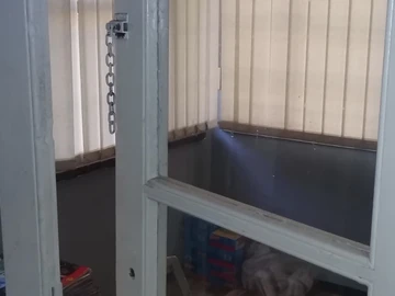 2 Bedroom Flat & Apartment