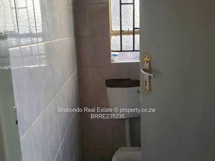 Warren Park D house for sale!