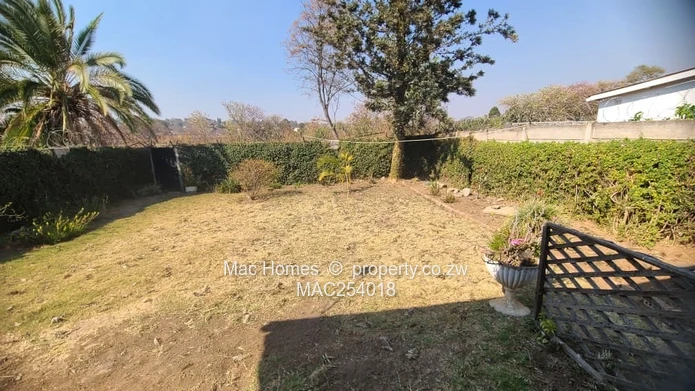 2 Bedroomed garden Flat to Let for immediate occupation (Sole Mandate)