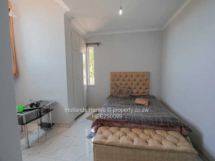Neat property in Helensvale 