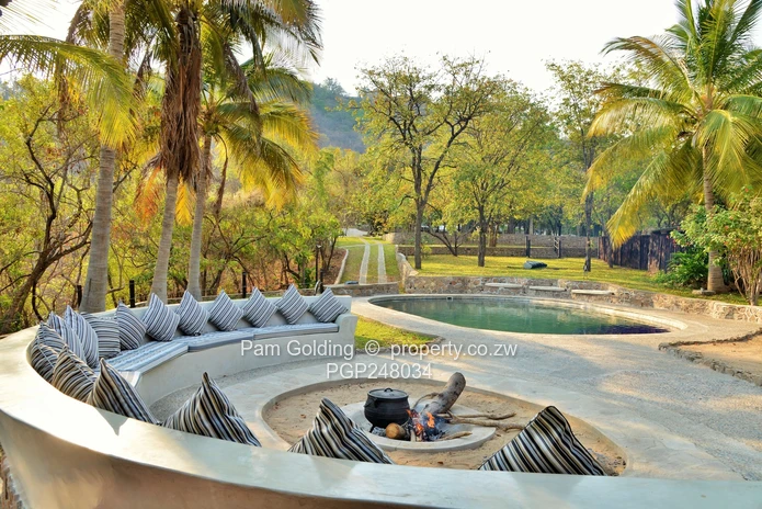 Own a piece of paradise in Mica Point Kariba