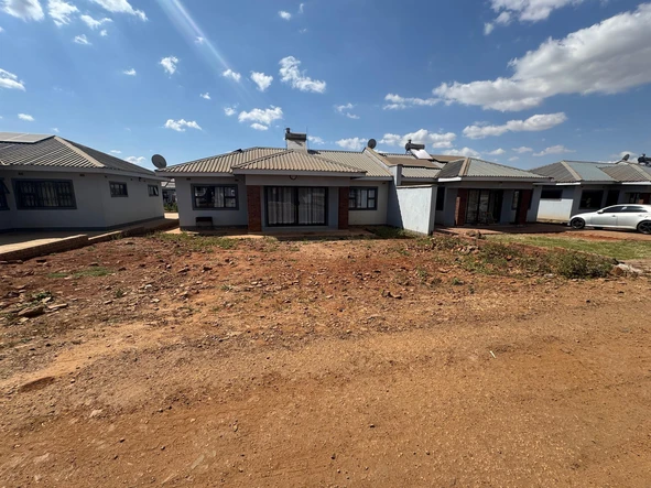 3 Bedroom Flat & Apartment