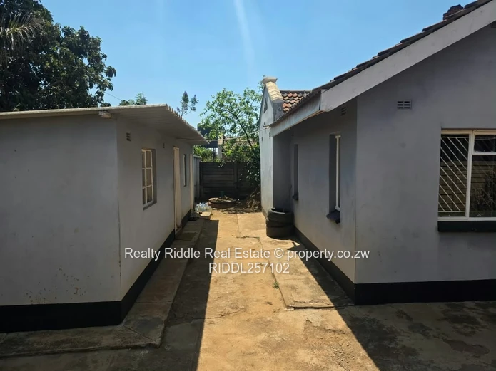 Bloomingdale solid 3 beds house for sale