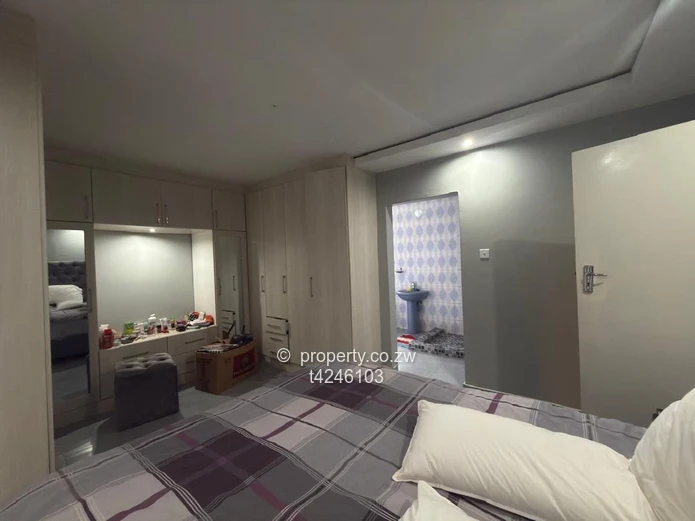 Ruwa Rockview 3 bed house for Rent
