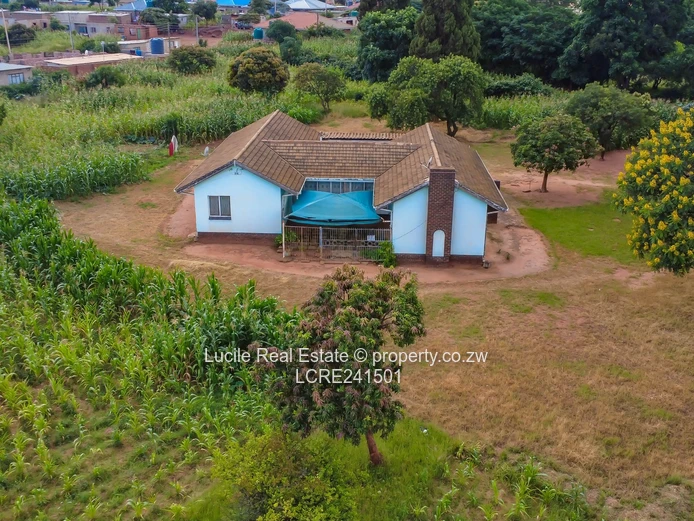 Neat Family Home in the Heart of Old Marimba