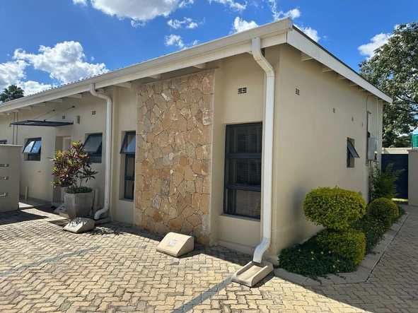 Modern 2-Bedroom, 2-Bathroom Garden Flat in Secure Complex – Ideal Home or Investment Opportunity