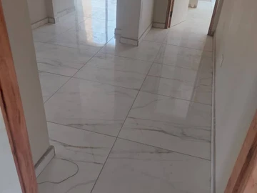 4 Bedroom Flat & Apartment