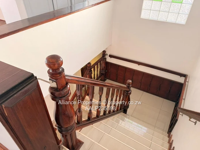 Harare's Finest, 7-Bed Glenlorne Executive Rental with Pool, Borehole & Dual Lounges $3000/Month