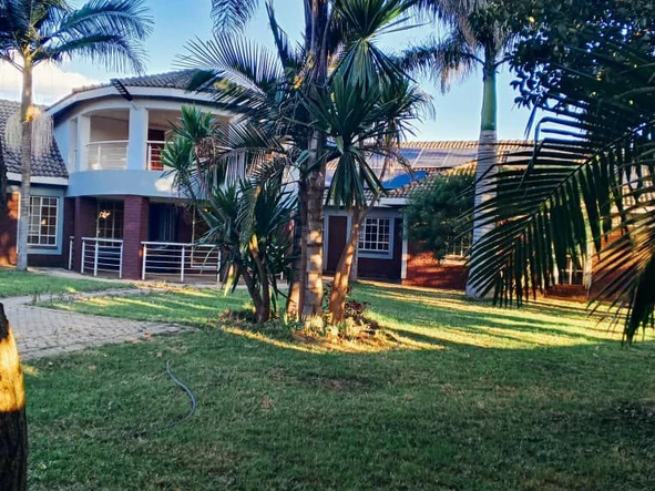 6 Bedroom House