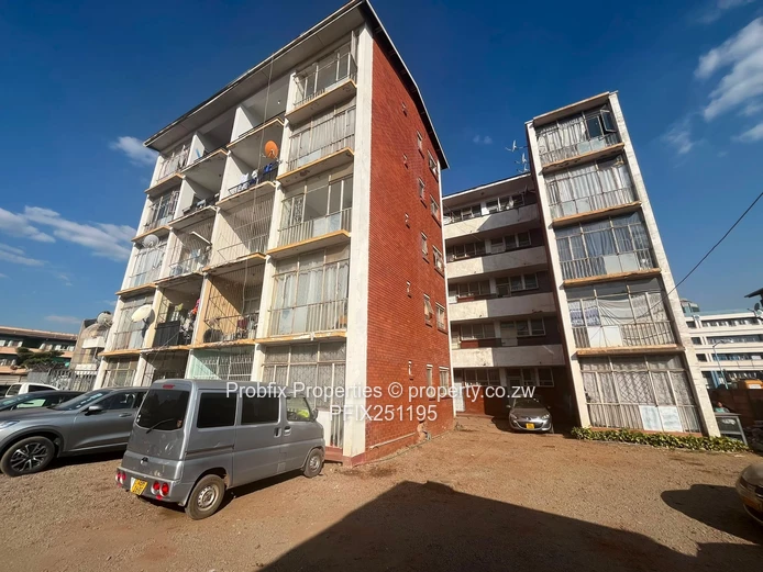 Harare Avenues- Neat  2 bed flat for sale