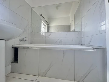 3 Bedroom Garden Flat