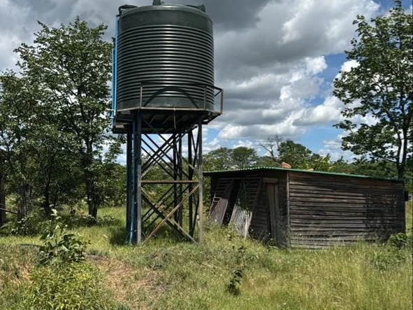 Commercial & Industrial Land