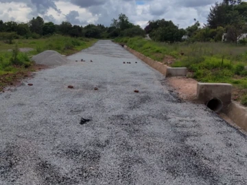 Stands & Residential Land