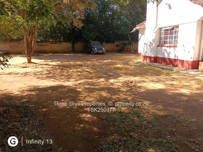 Close To Garwe Restaurant