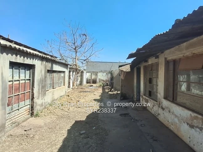 Madokero Sanganai Land For Sale