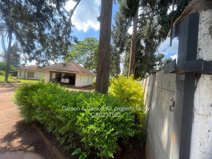 Good buy house for sale in Greendale 