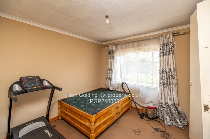 Neat cosy house for sale