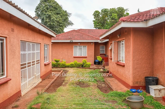 Neat and Spacious Family Home!