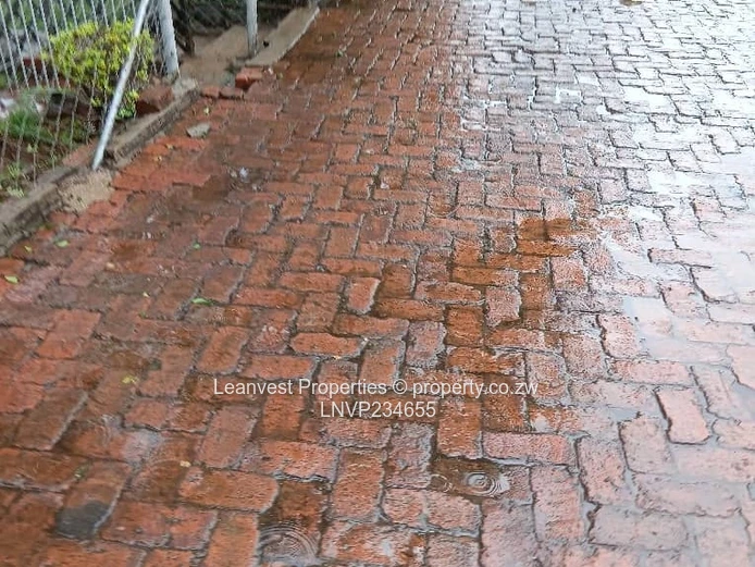 Avondale Garden Flat  For Sale 