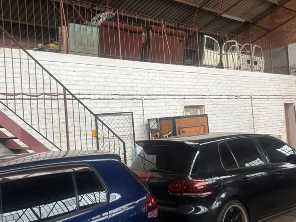 Warehouse & Factory